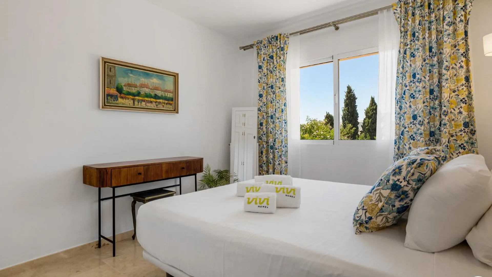 فيلة Vivi Homes -Villa Alpetona Private Pool, Garden & Beach Sitio de Calahonda إسبانيا